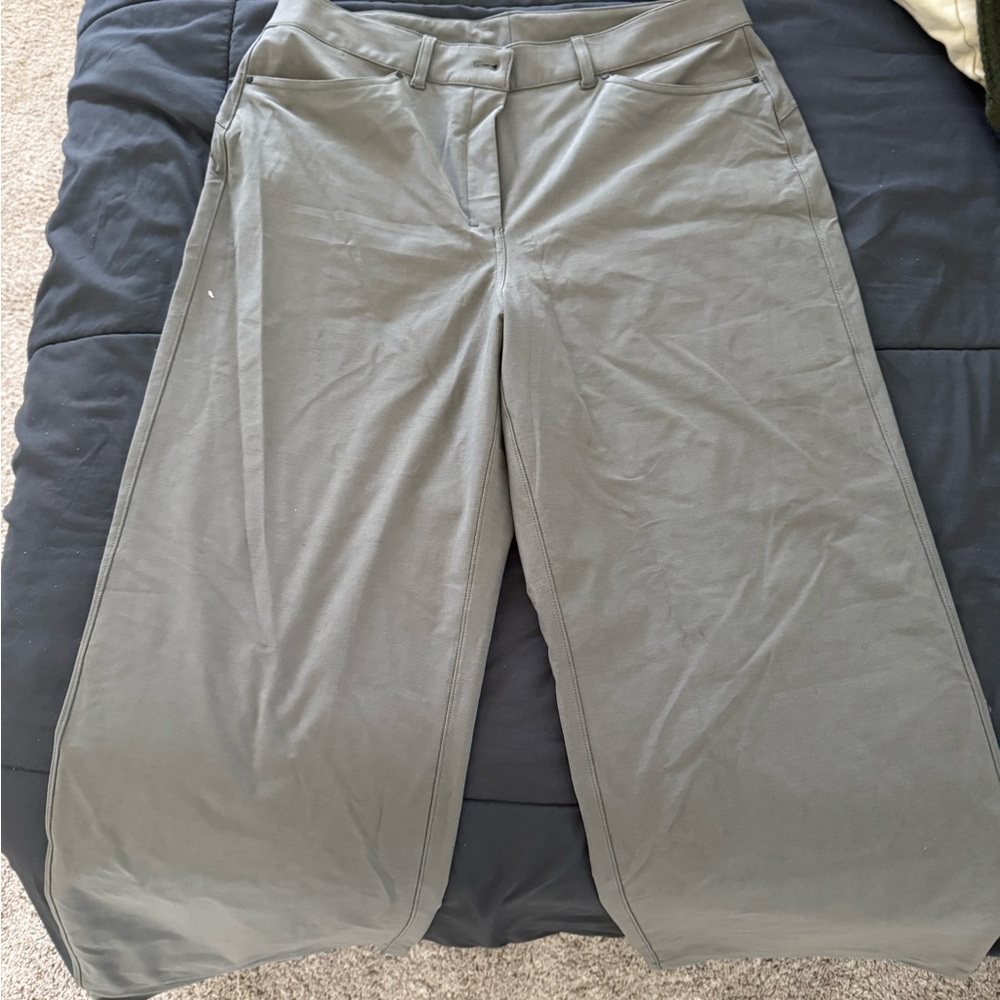 Lululemon Athletica Women's Wide Leg Gray Pants